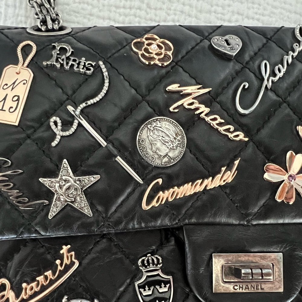 CHANEL Lucky Charms 2.55 225 Black Reissue Classic Flap w/Pearl/Strass FULL SET - Picture 7 of 14